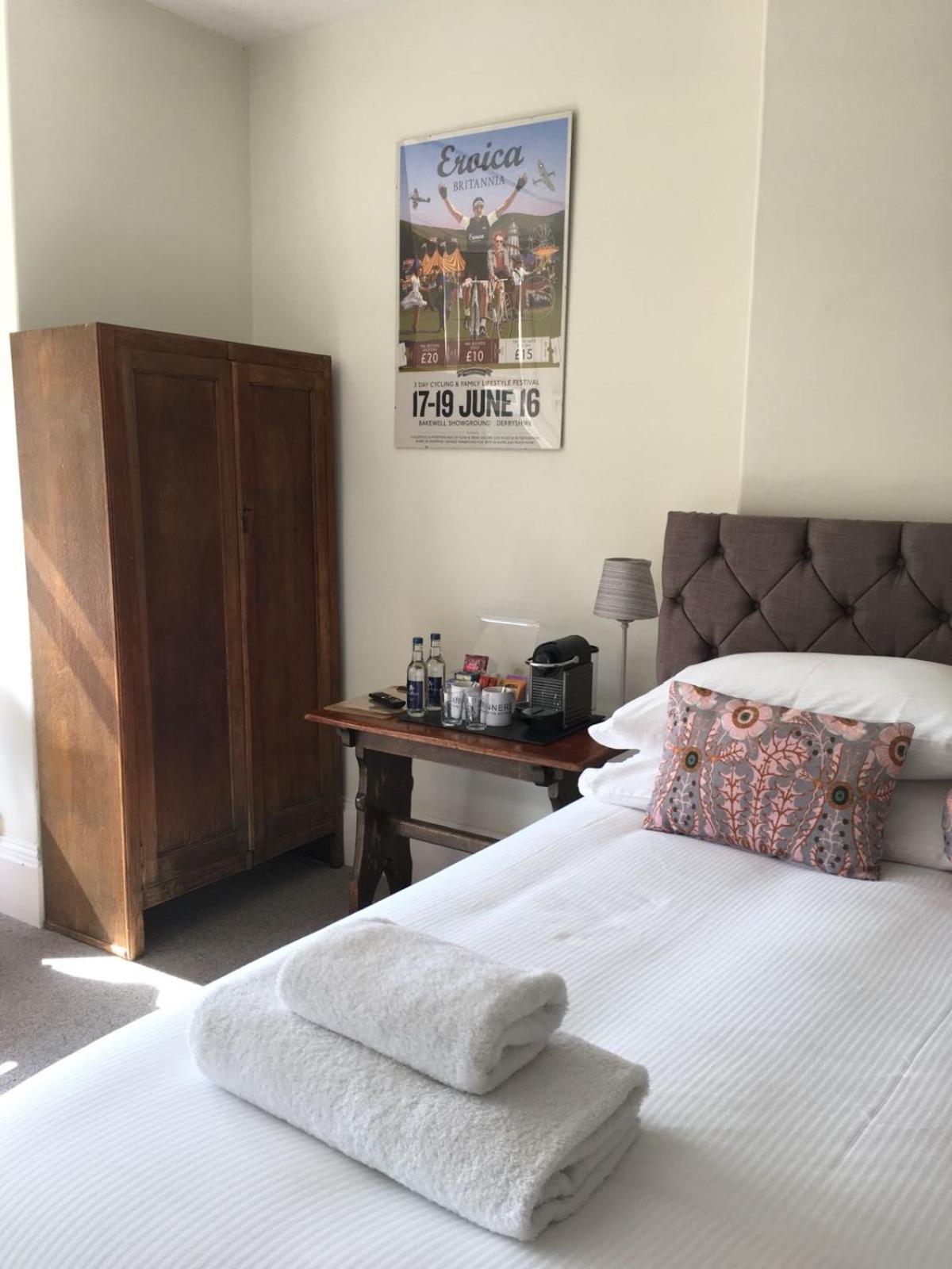 ホテル Avenue House ベイクウェル エクステリア 写真
