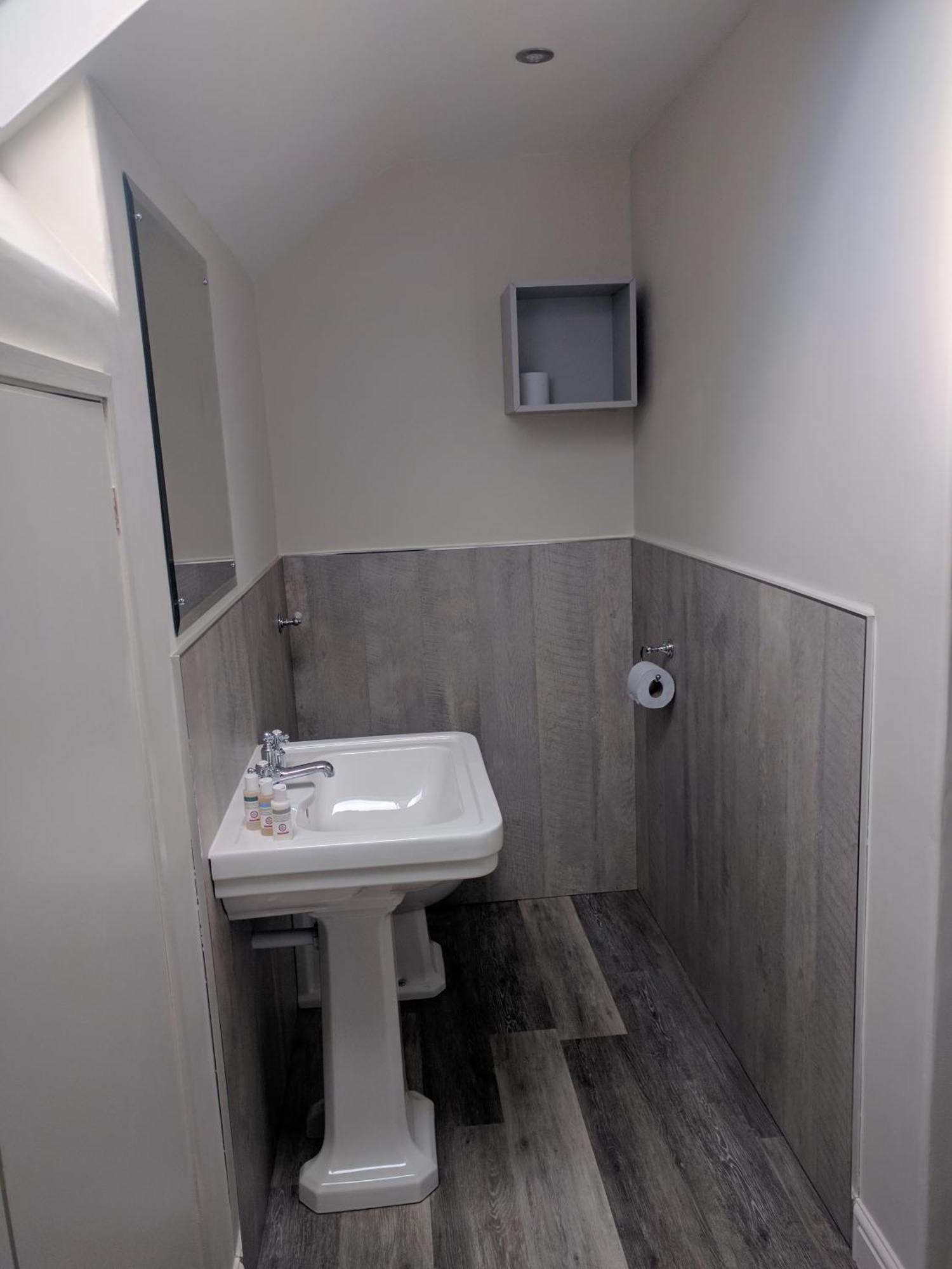 ホテル Avenue House ベイクウェル エクステリア 写真